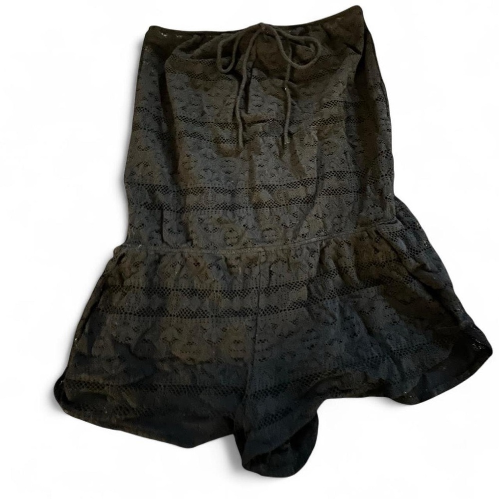 Victoria's Secret Black Strapless Eyelet Romper - Picture 2 of 4